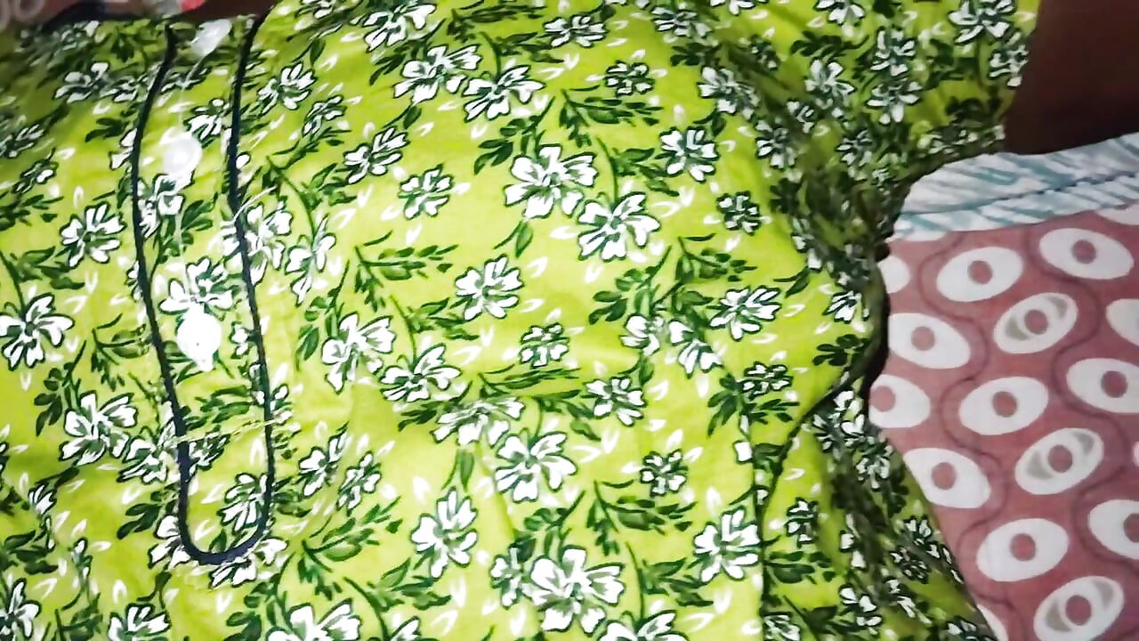 Yasmeen Sar Ke Phool sexvideo Mr ali ki ladki