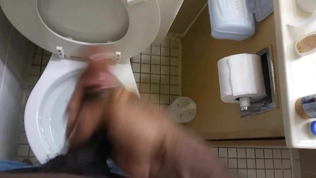 Memorial Day beat off with cumshot