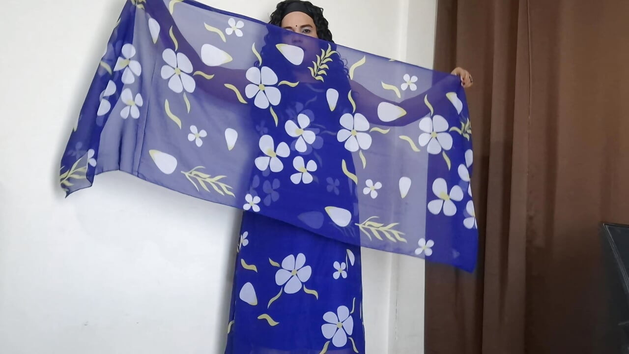 Wifey Spit-roasted Hotwife Indiansissychubby