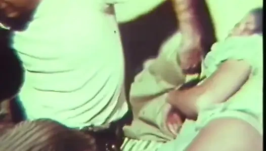 Legenda porno - Amerika Serikat 1969, awalnya - adegan 02