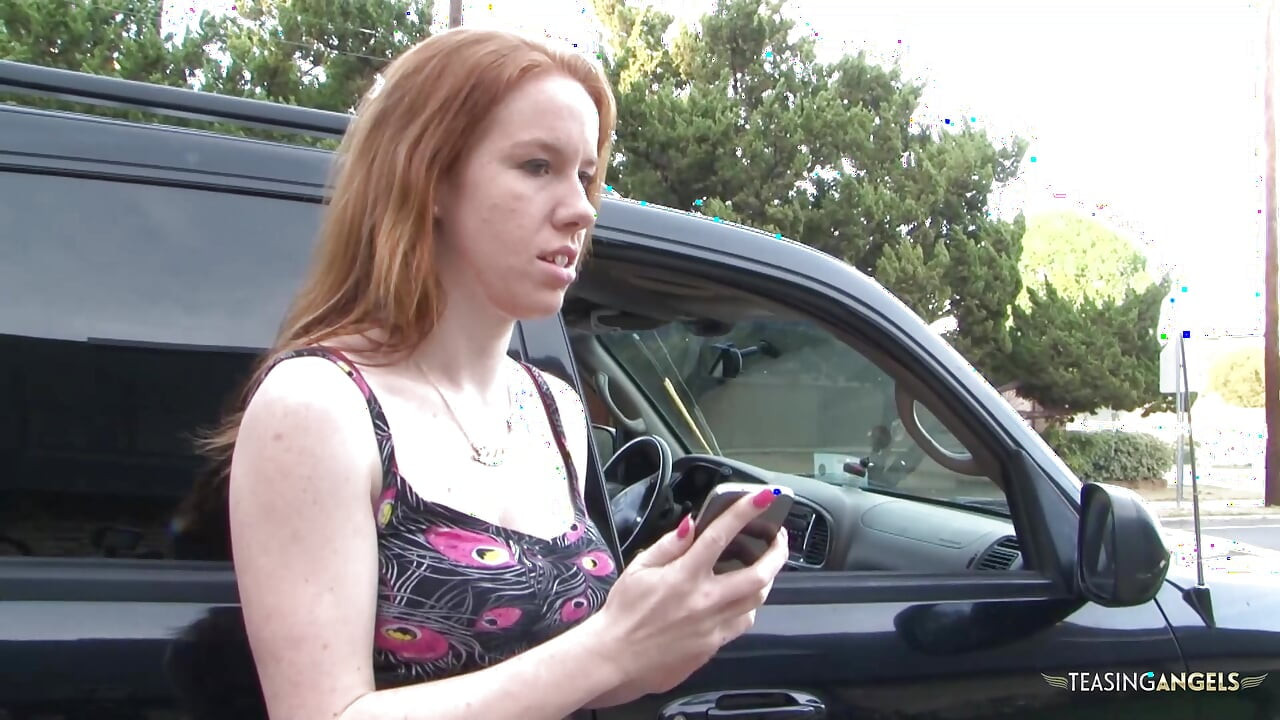 วัยรุ่นผมแดงดูดควยใหญ่ผิวดําและโดนเย็ดในแฟชั่นฮาร์ดคอร์