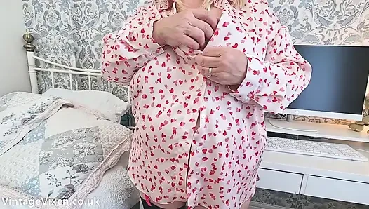 Pretty Innocent Aunt Jane Invites YOU to Masturbate on Her Big Mature BBW Titties