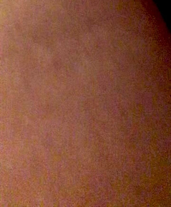 Horny Pussy in public restroom