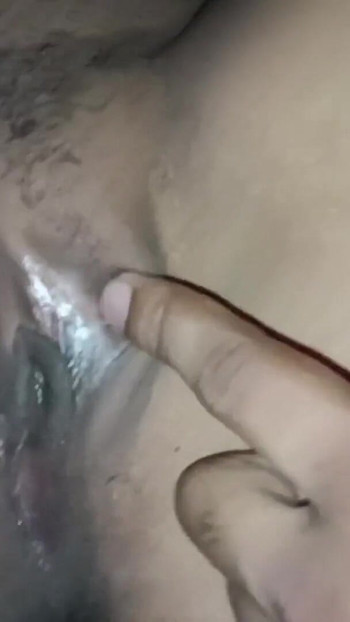 "sauteli mammi dvara sautele bete ke sath seks karne ka shaktishali kshan asli ghar ka bana hai"