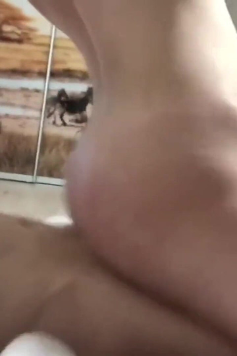 Stepsister, I Want to Lose My Virginity to You