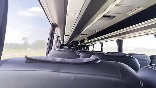 Blowjob in the bus (She got turned on and gave me a blowjob on the bus)
