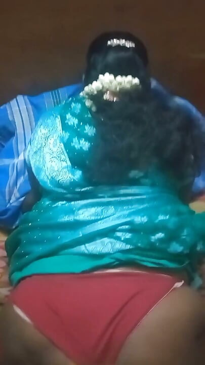 I Offered My Big Black Ass to Senior Boss for My Cuck Hubby's Promotion - Tamil Doggy Anal! Indianhotwifex