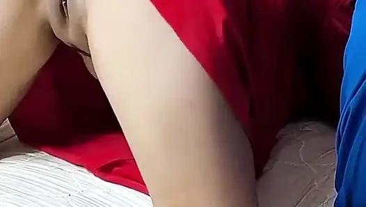 Arabisches lesbisches teen von heißer MILf becastet