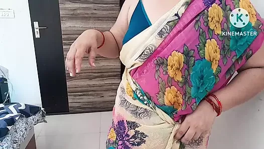 Mother-in-law and son-in-law no one in the house but romance in Hindi audio