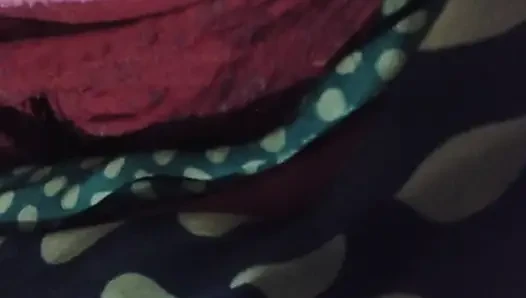 Bhabhi ne apni chuchi ko chata