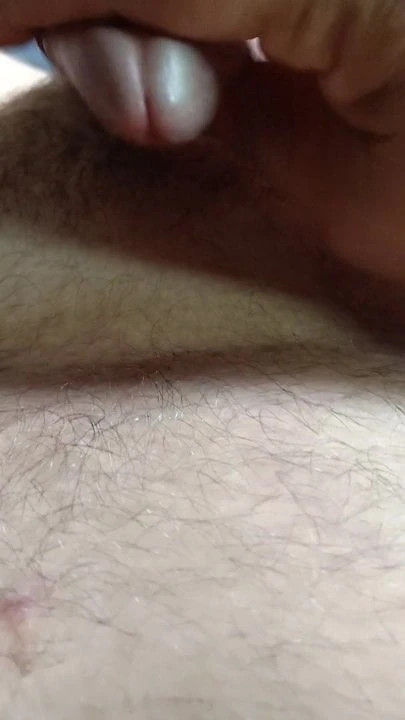 Mi sego e sborro jerking with cum