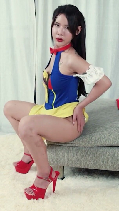 TGIRLS.XXX: PRETTY IRINE! | Clip 1