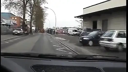 Eve Götürüldü Ve Yüzüne Sarsıldı