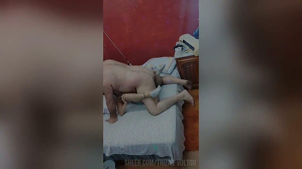 Loira Safada Tem 24 Anos Quer Homem Maduro