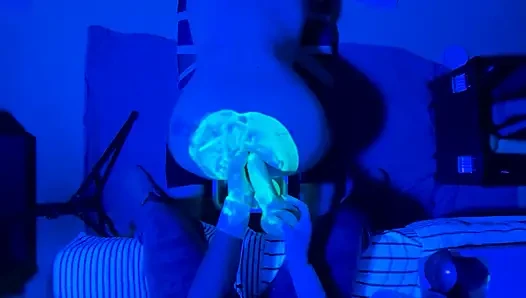 Uv fisting
