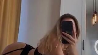 julia_nymph videosu