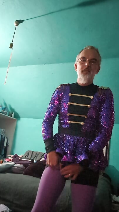 Saya menghisap pancutan cepat