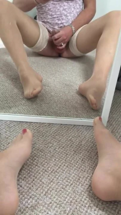 Tranny wanking