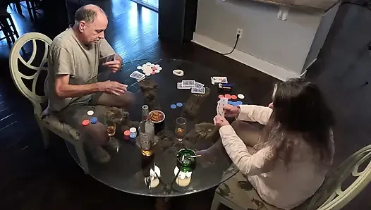 Amelies Strip Poker Part 1