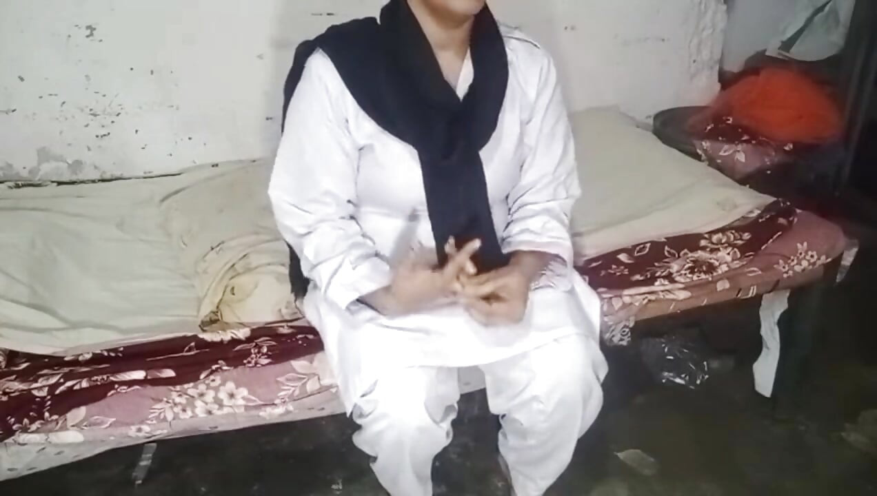 Hizmetçi beklenmedik anlar ateşli yenge