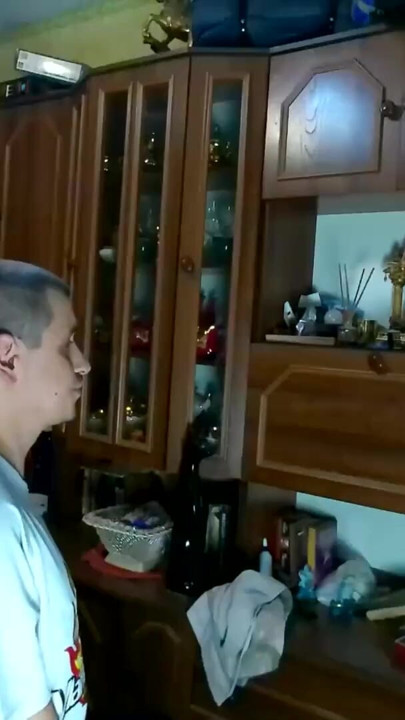 I called the hairdresser to my house and she gave me a blow job | Clip 2