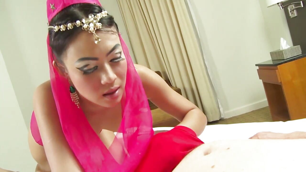 "Histoire d'amour anale à Tokyo - Japon avec une salope merveilleuse !!"