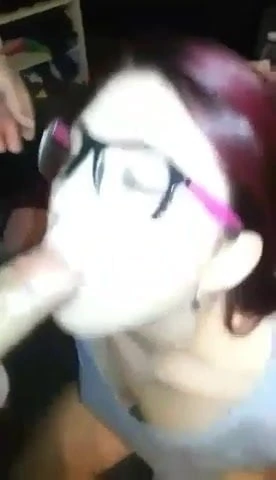 Sammie giving head