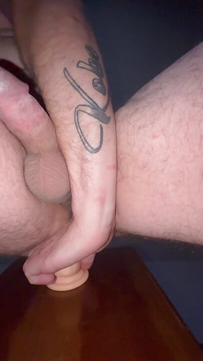 Parte dois, enorme gozada de cara hetero