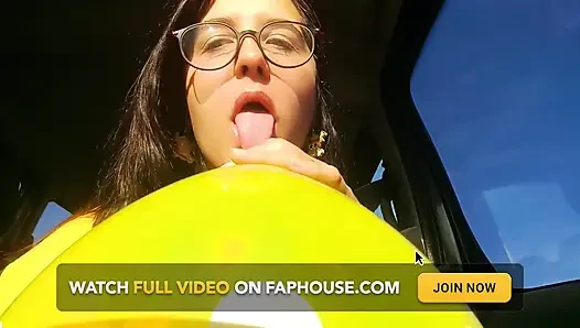 Permainan balon di jalan raya - bunny looner