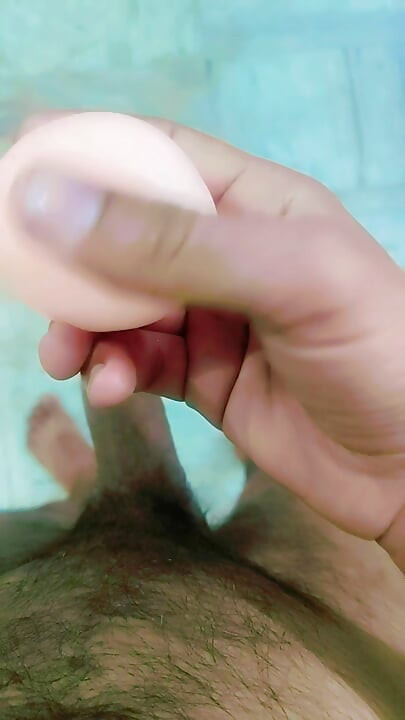 Seks oyuncağı için üç kez boşalır