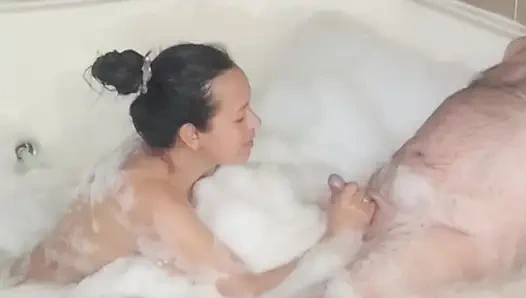 HOTTEST WET MASSAGE WITH ADAMANDEVE AND LUPO