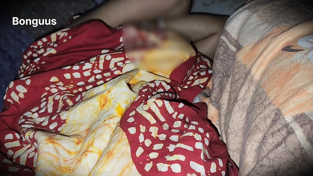 Softcore sex with my Stepmom at Night cum on her Mature hairy Pussy