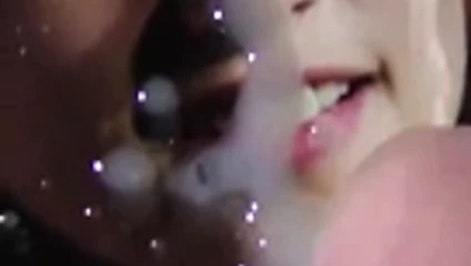 Kristen Stewart boşalıyor