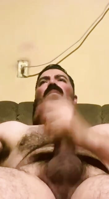 Tão gostoso que o gozo sai só de me tocar