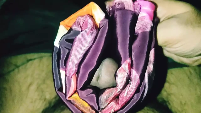 Satin silk handjob porn - Cum on bhabhi satin suit (128)
