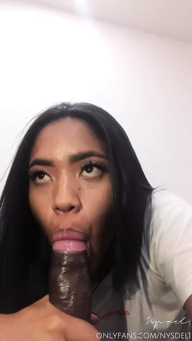 she records herself giving sloppy blowjob -amateur couple- Nysdel