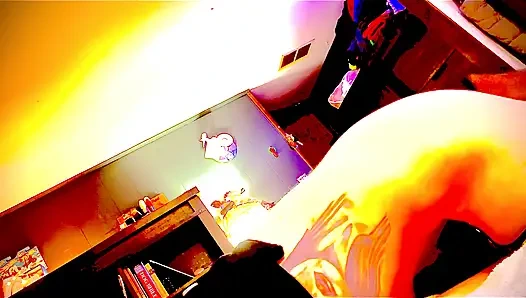 Жене-шлюхе нужен член