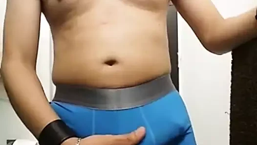 En mi Boxer Azul
