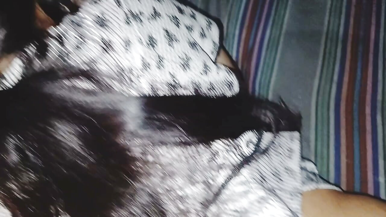 Desi Randi ki Chudai Gand me Subha Subha