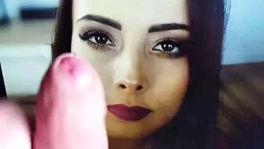 horoz haraç için güzel kız