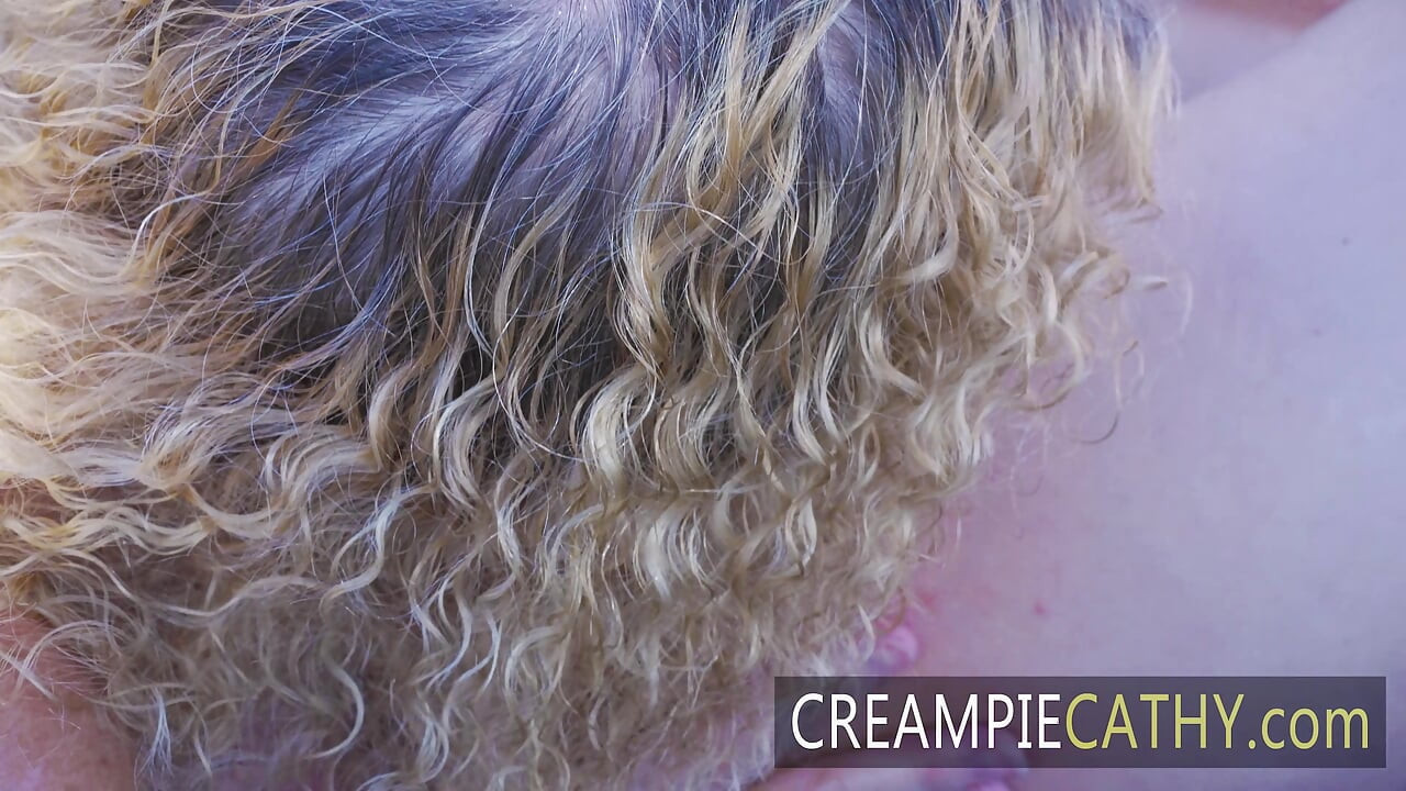 Cum Crazy Slut Får 15 Creampies På Gangbang