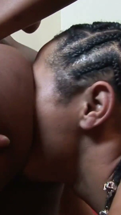 Black Ebony Doggystyle tief in den geilen Arsch gefickt | Clip 1