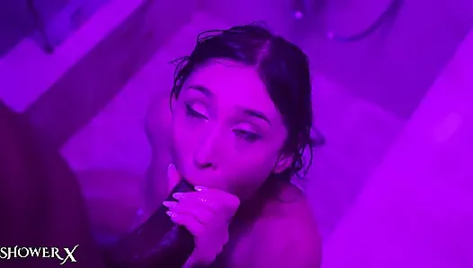 FILTHY KINGS - vollbusige latina alexis chains nassduscheritt & doggystyle pound