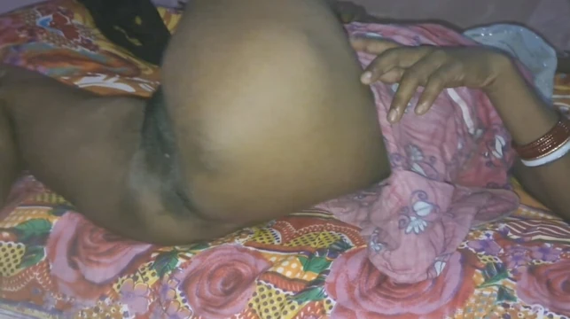 Pados ki bhabhi ki pusssy me big cock on bedroom