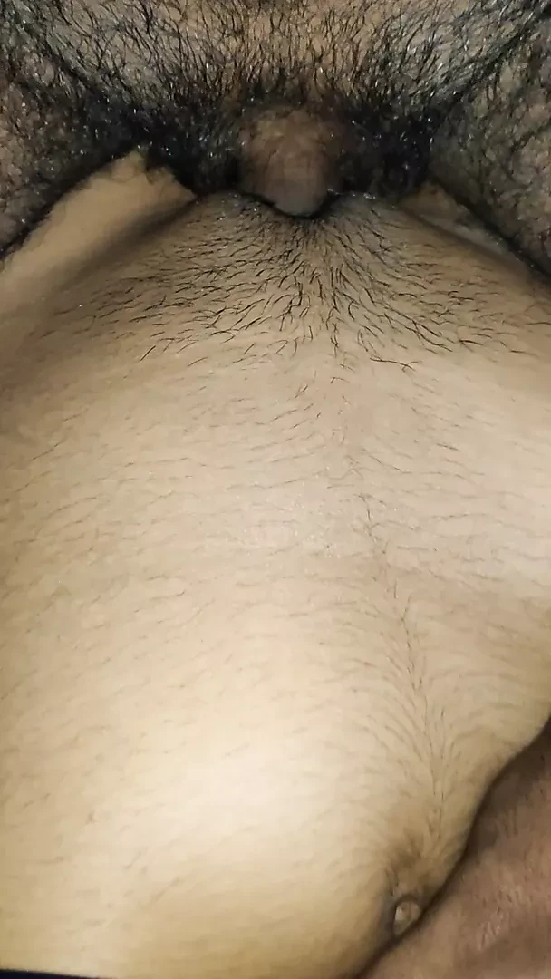 Husband and wife have sex for the first time