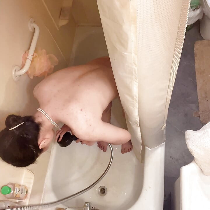 it is hot day today hana shower