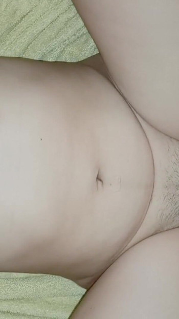 Kötelező pillanat a "Tight teen curlisita 2025 first quarter creampie összeállításból"