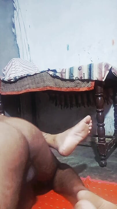 India puta insatisfecha follando con un amigo de la universidad