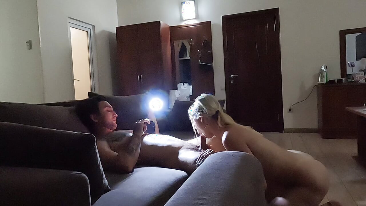 ONE DAY SPARKLLLEEE FUCK HOTEL