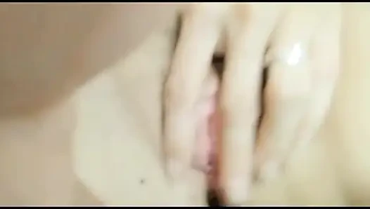 Wife shows off the hot body that keeps her husband addicted